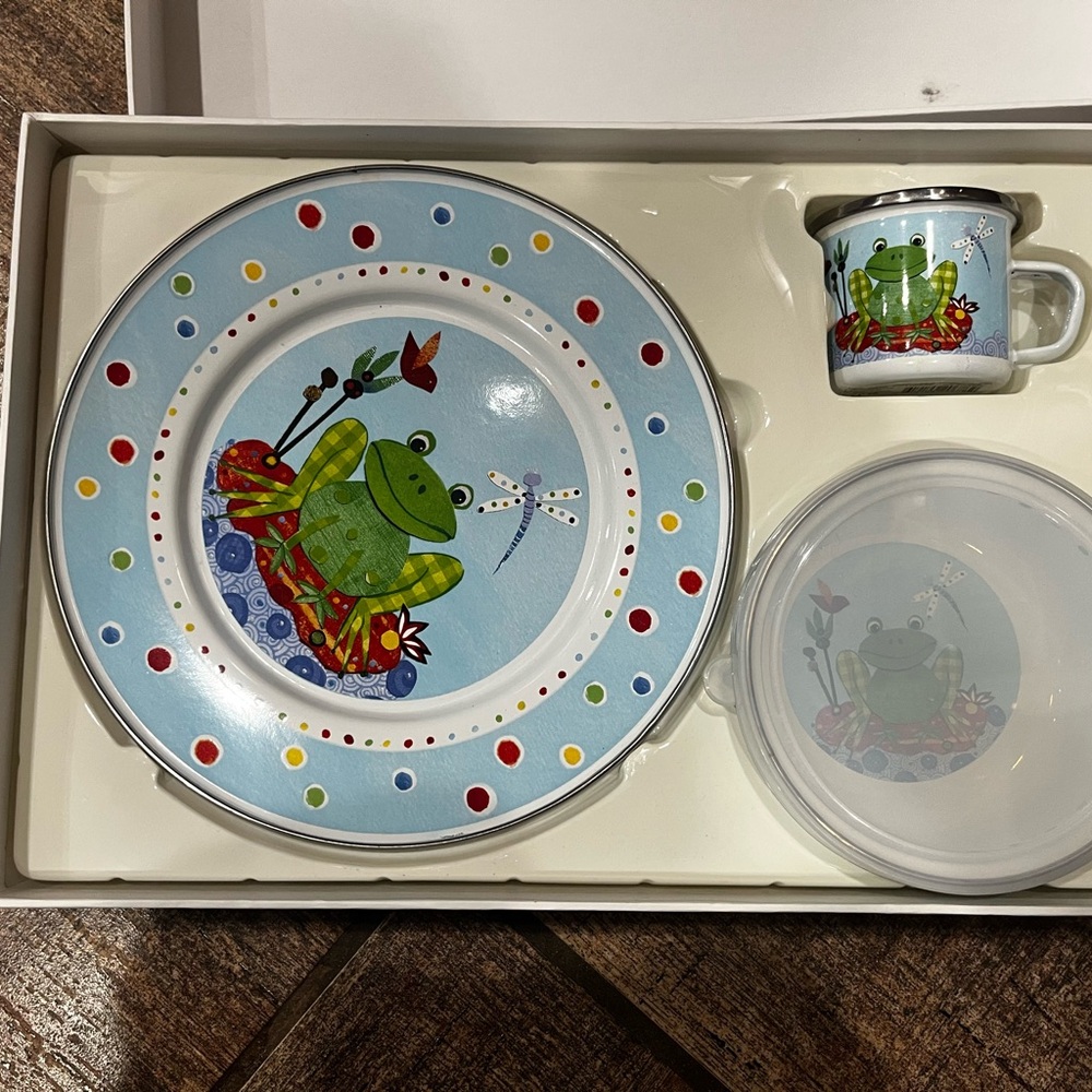 Cute dish set